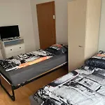 ホームステイ Gaestehaus Jawo Neuruppersdorf