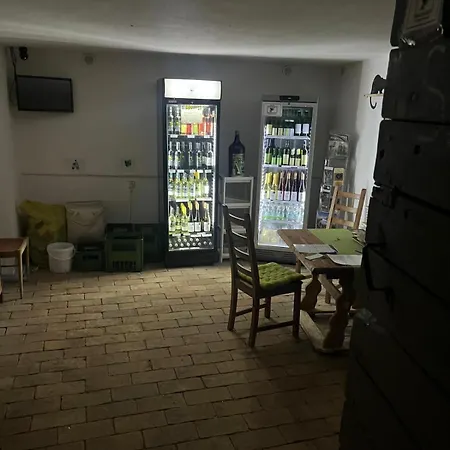 Gaestehaus Jawo ホームステイ *