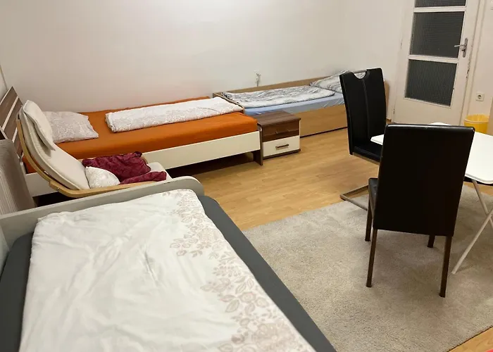 Homestay Gaestehaus Jawo Neuruppersdorf